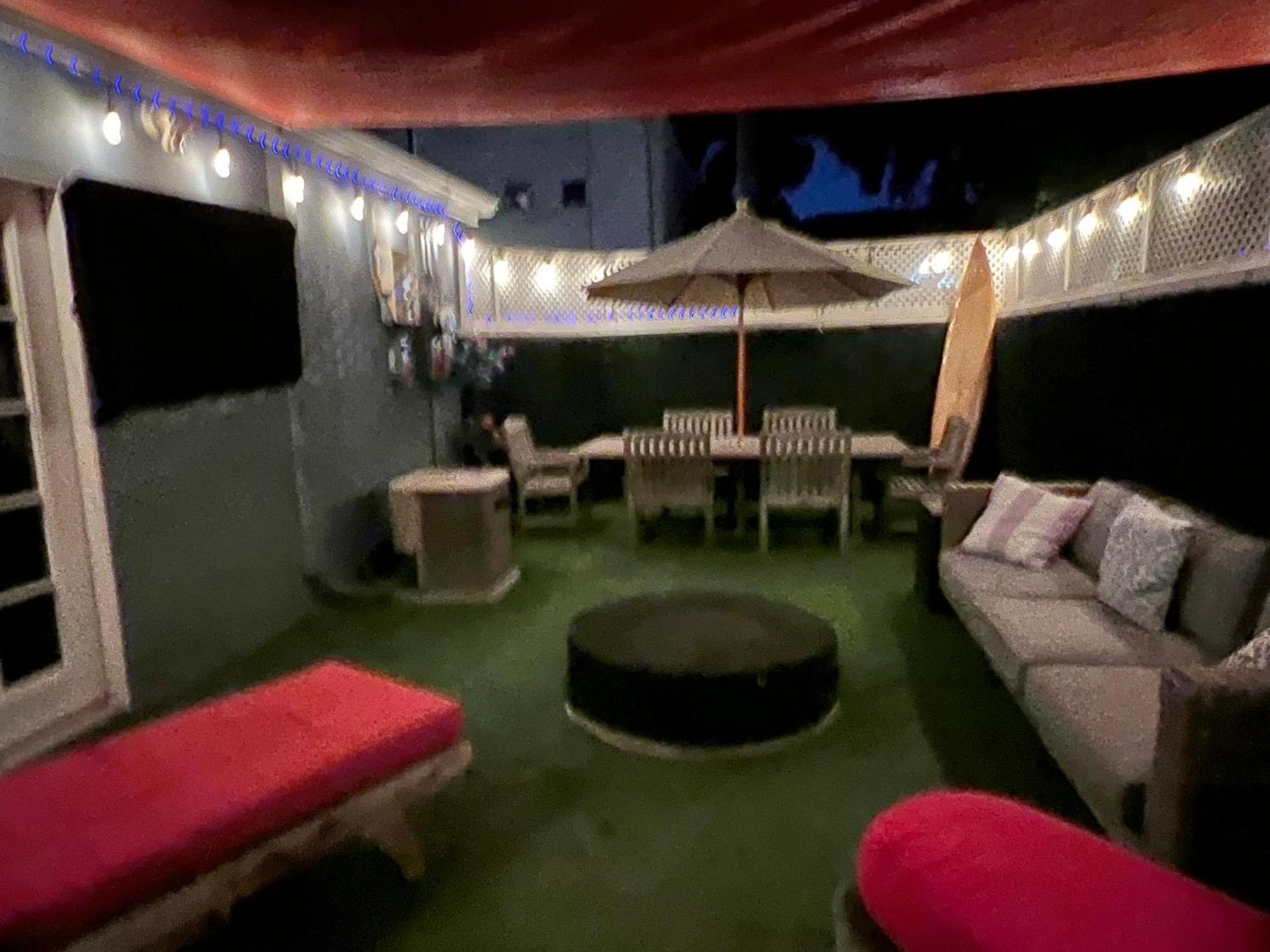 Chic Venice Beach Bungalow Steps From The Canals & Beach لوس أنجلوس المظهر الخارجي الصورة