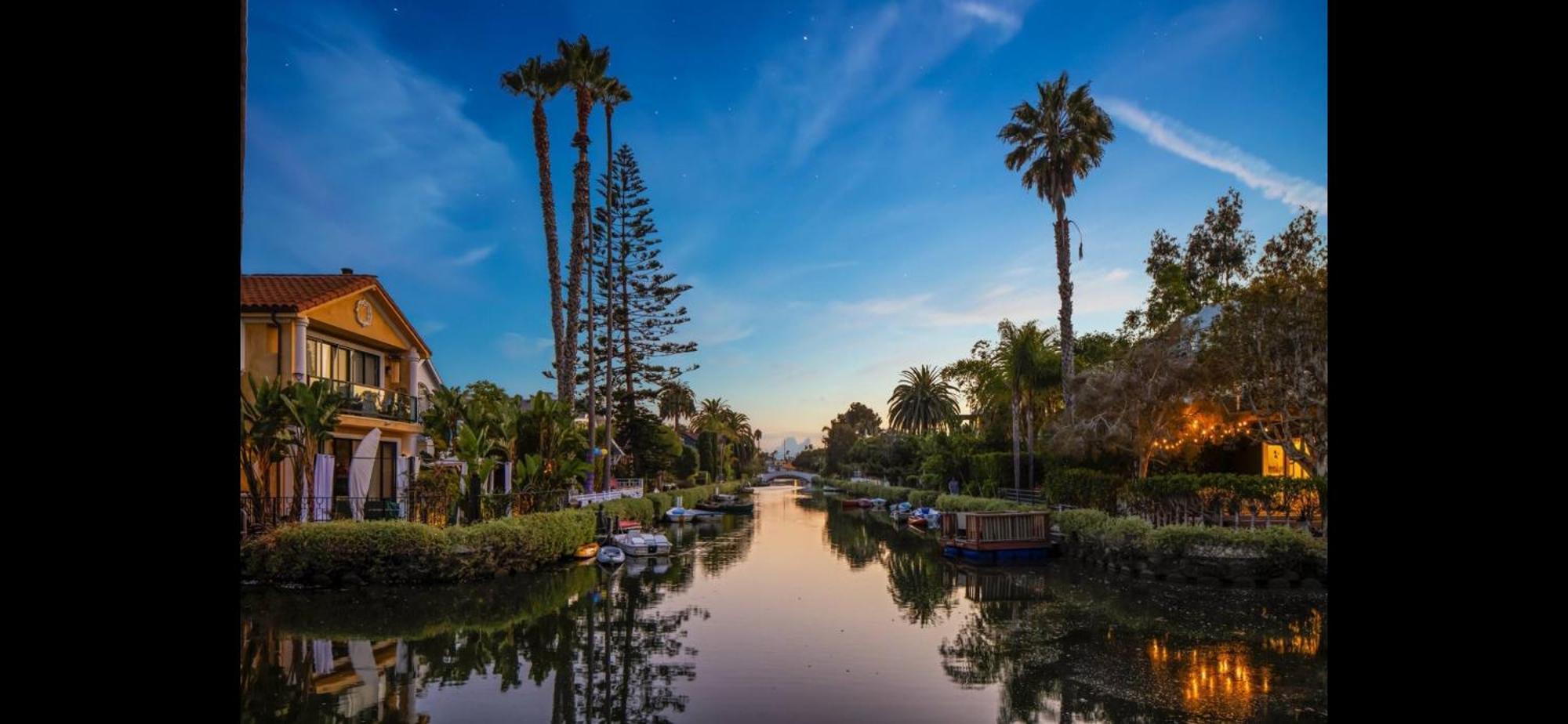 Chic Venice Beach Bungalow Steps From The Canals & Beach لوس أنجلوس المظهر الخارجي الصورة