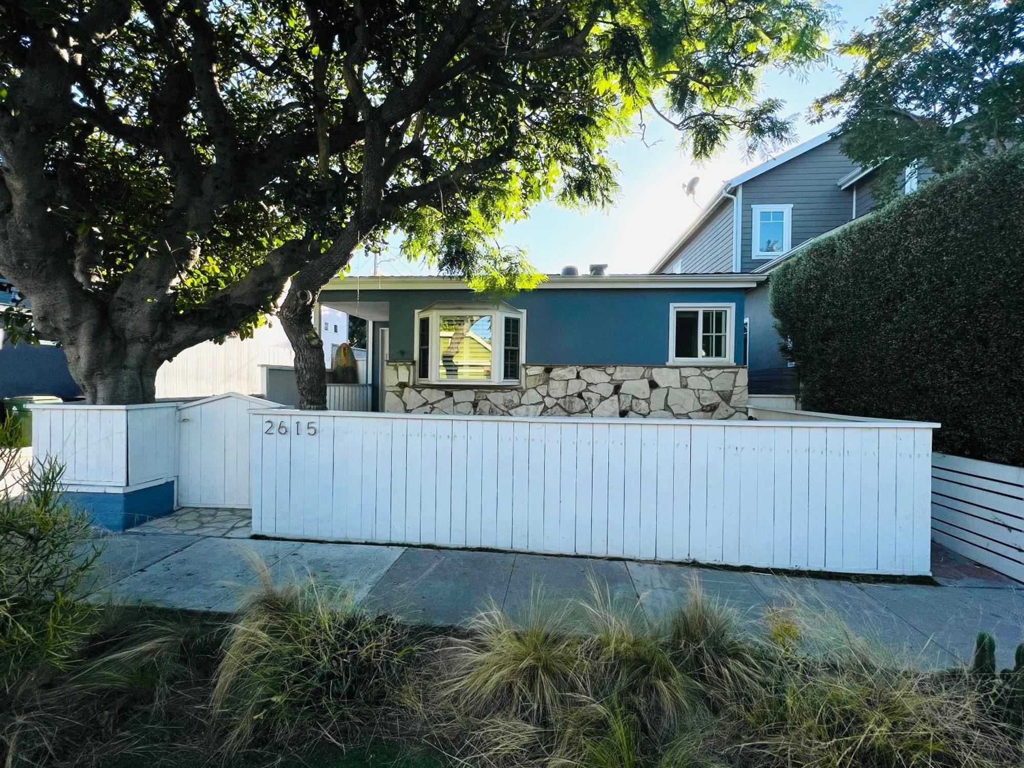Chic Venice Beach Bungalow Steps From The Canals & Beach لوس أنجلوس المظهر الخارجي الصورة